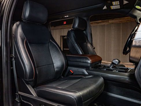 Used 2023 Ford F150 Lariat image 28