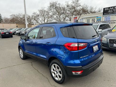 Used 2018 Ford EcoSport SE w/ SE Convenience Package image 4