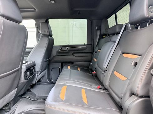 Used 2024 GMC Sierra 2500 AT4 w/ AT4 Premium Plus Package AWD/4WD image 23
