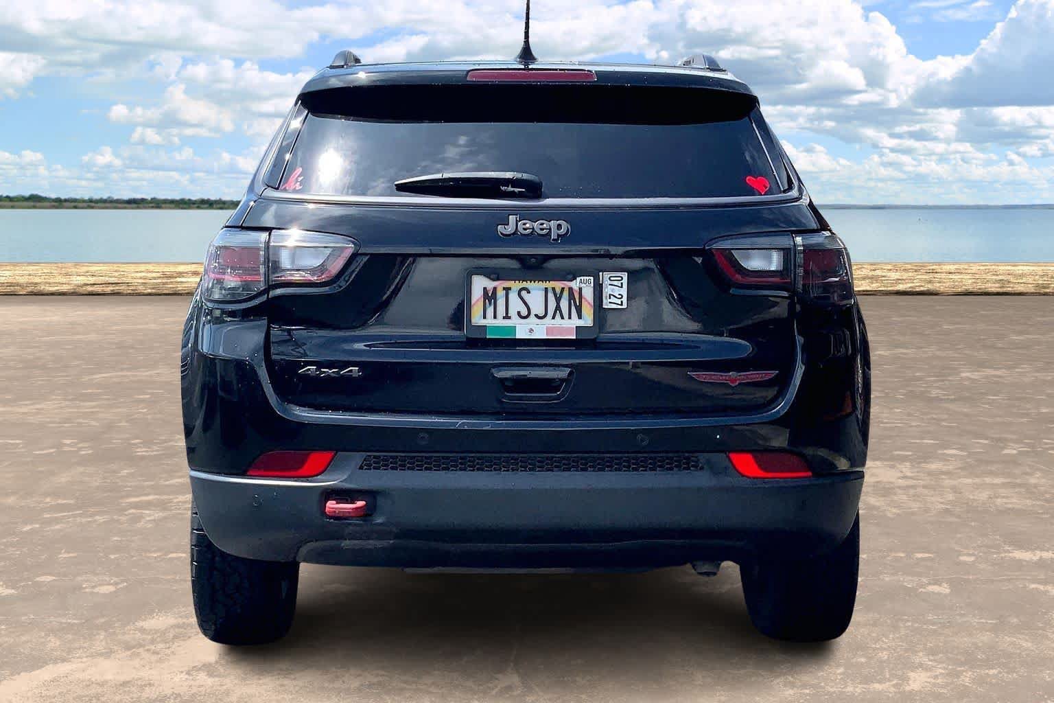 Used 2022 Jeep Compass Trailhawk w/ Trailhawk Elite Group AWD/4WD image 5