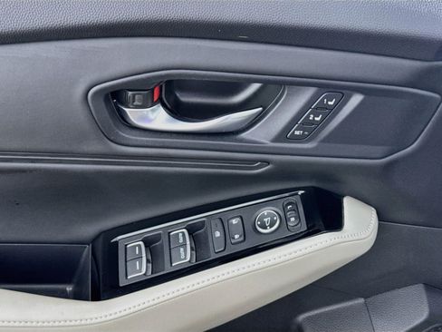 Used 2023 Honda Accord Touring image 20