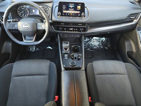 Used 2025 Nissan Rogue SV AWD/4WD image 15