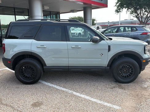 Used 2021 Ford Bronco Sport Outer Banks w/ Outer Banks Package AWD/4WD image 2