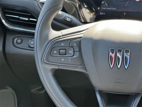 New 2025 Buick Envista Preferred image 9