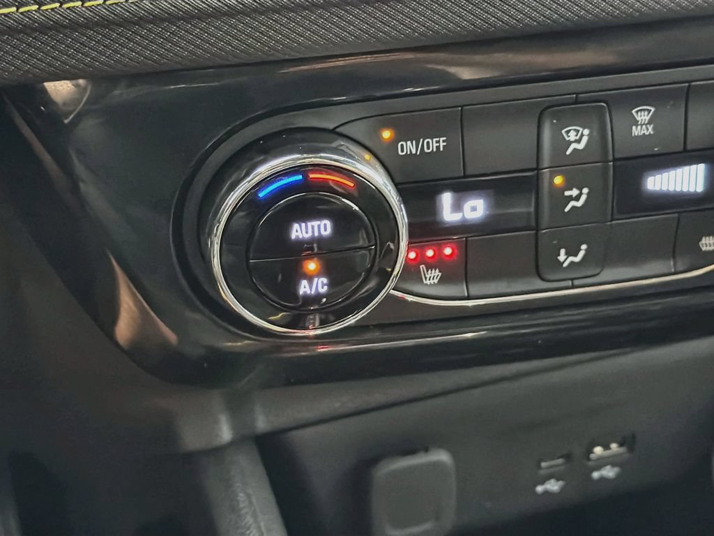 Used 2024 Chevrolet TrailBlazer ACTIV w/ Convenience Package AWD/4WD image 21