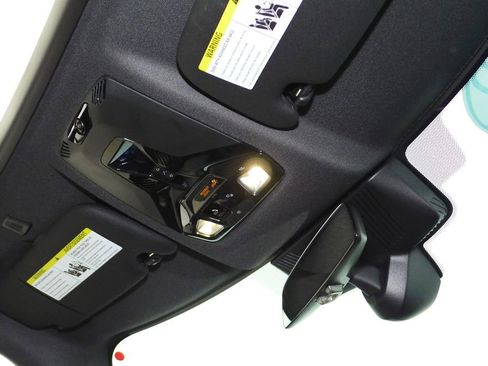 Certified 2025 MINI Cooper 4-Door Hardtop image 17