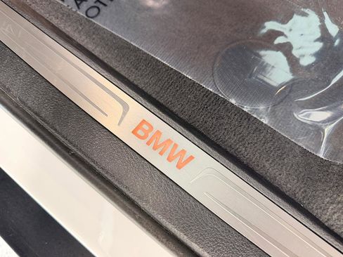 Used 2019 BMW X6 sDrive35i RWD image 17