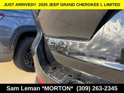 New 2025 Jeep Grand Cherokee L Limited image 11
