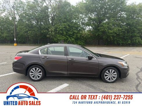 Used 2011 Honda Accord EX-L image 6
