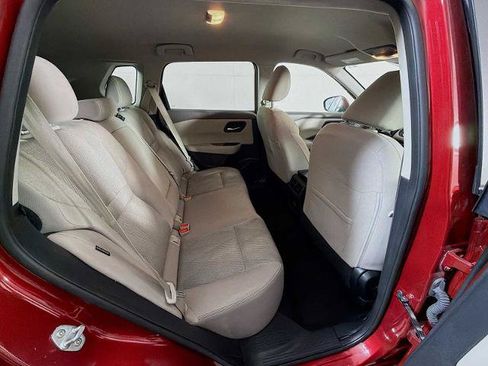 Certified 2025 Nissan Rogue SV AWD/4WD image 24
