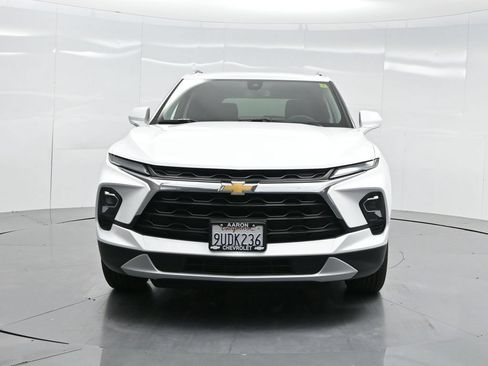 New 2025 Chevrolet Blazer LT w/ Convenience Package FWD image 45