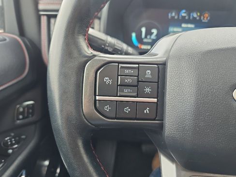 Used 2024 Ford Expedition Max Limited image 23