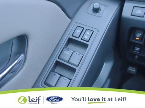 Used 2022 Nissan Frontier SV w/ Technology Package image 15