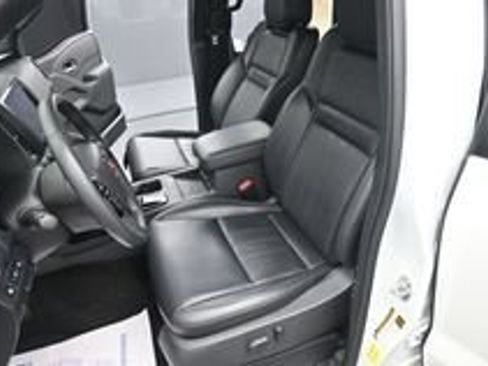 Used 2022 Nissan Frontier PRO-4X w/ Pro-4X Premium Package AWD/4WD image 60
