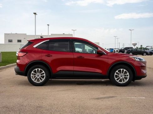 Used 2020 Ford Escape SE AWD/4WD image 8