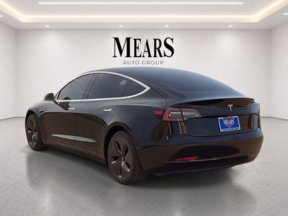 Used 2018 Tesla Model 3 Mid Range