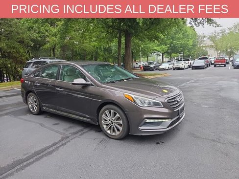 Used 2016 Hyundai Sonata Sport w/ Option Group 1V FWD image 13