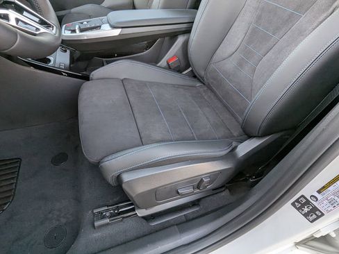 New 2026 BMW X2 xDrive28i w/ Technology Package image 15