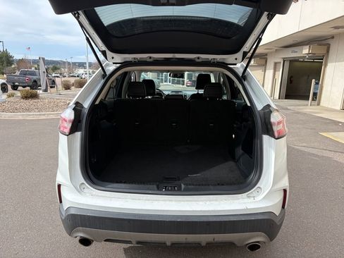 Used 2020 Ford Edge SEL image 21