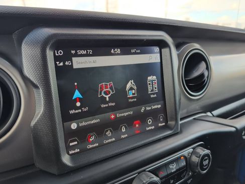 Used 2021 Jeep Gladiator Sport AWD/4WD image 18