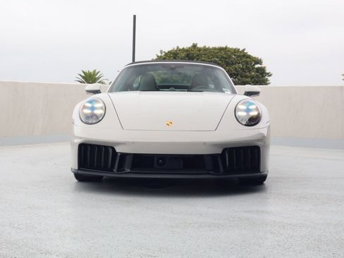 Certified 2025 Porsche 911 Targa 4 GTS AWD/4WD image 7