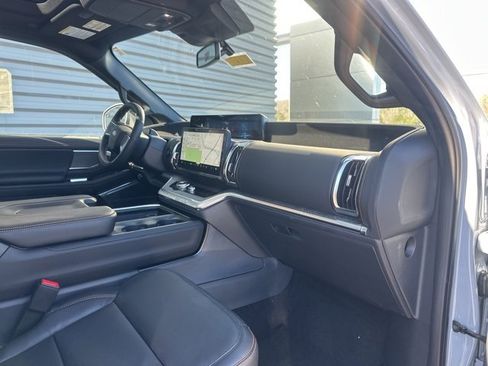 New 2025 Ford Expedition Tremor image 35