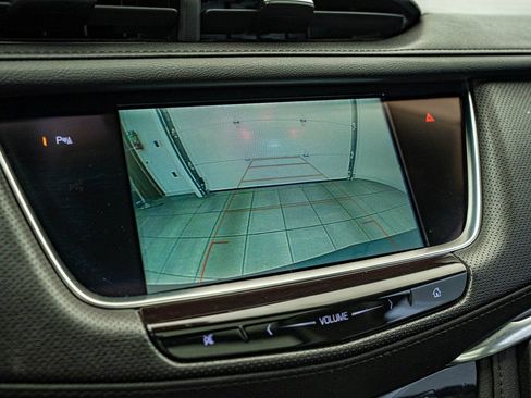 Used 2019 Cadillac XT5 Luxury image 27