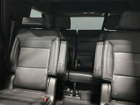 Used 2024 GMC Yukon Denali AWD/4WD image 25