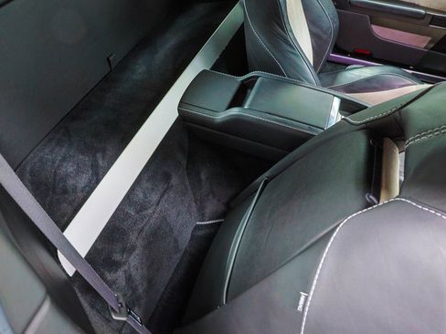 Used 2011 Aston Martin V12 Vantage Coupe image 67