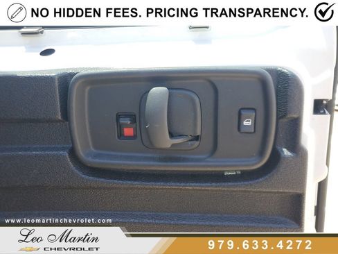 Used 2025 GMC Savana 2500 w/ Driver Convenience Package RWD image 10