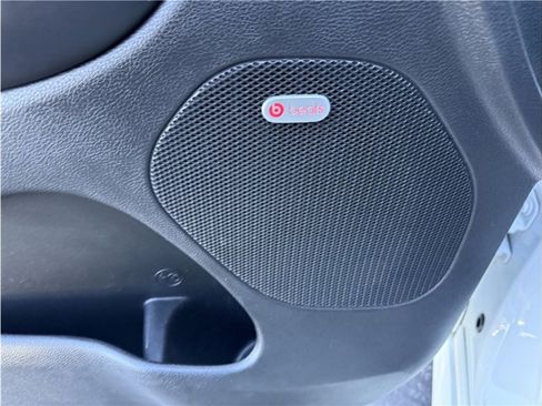 Used 2018 Dodge Durango R/T w/ Technology Group image 18