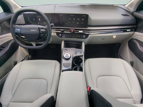 New 2026 Kia Sportage EX AWD/4WD image 10