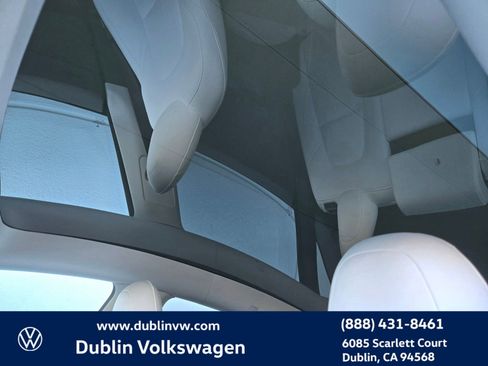 Used 2023 Tesla Model Y Long Range image 16