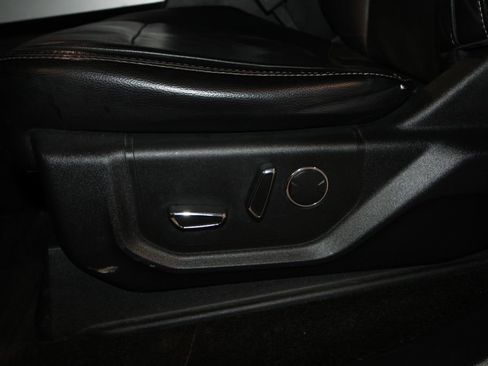 Used 2017 Ford F150 Lariat w/ Equipment Group 502A Luxury image 7