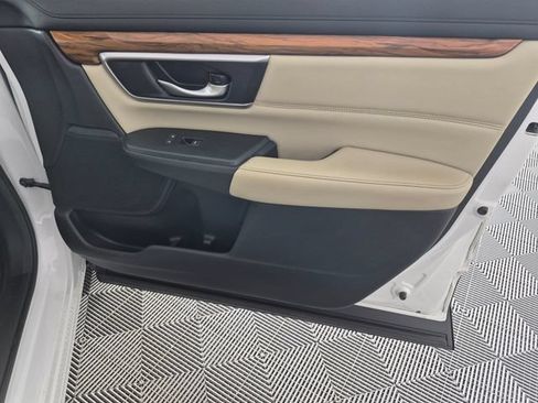 Used 2020 Honda CR-V Touring image 34