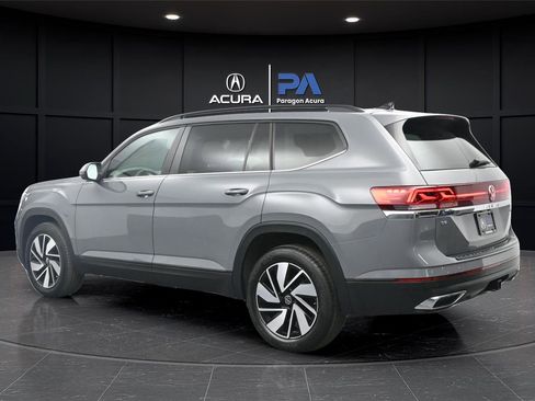 Used 2025 Volkswagen Atlas SE AWD/4WD image 22