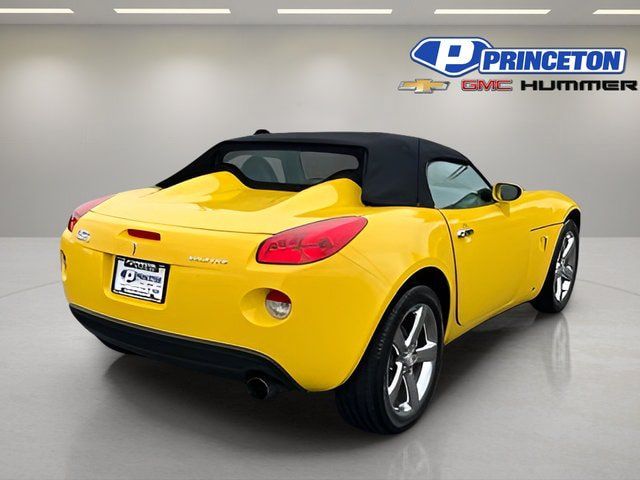 Used 2007 Pontiac Solstice Convertible w/ Premium Package RWD image 7