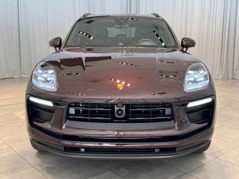 Used 2025 Porsche Macan image 6