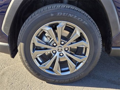 Certified 2022 Toyota RAV4 Limited image 9