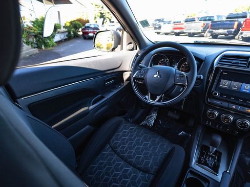 New 2025 Mitsubishi Outlander Sport AWD image 19