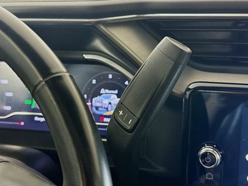 Used 2024 GMC Sierra 3500 Denali w/ Denali Reserve Package image 19