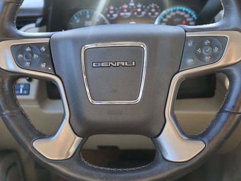 Used 2017 GMC Yukon Denali w/ Open Road Package image 19