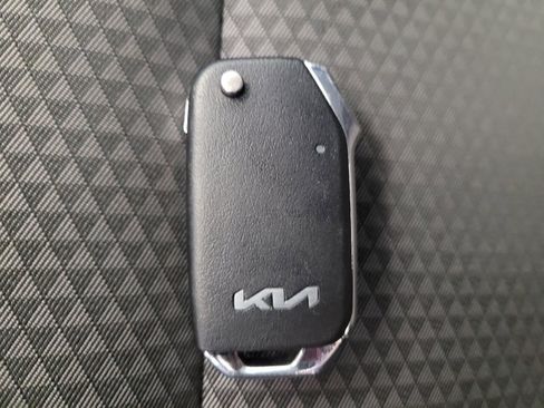 Used 2024 Kia Soul LX w/ Option Group 015 image 32