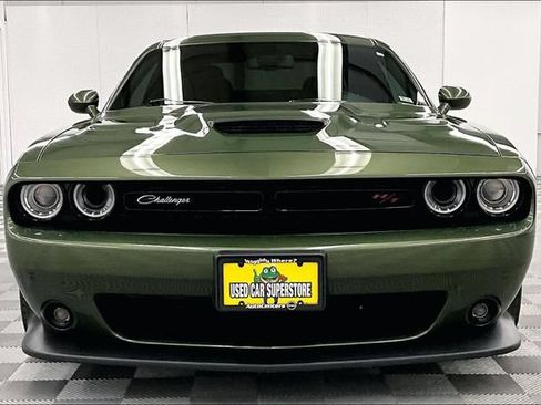 Used 2021 Dodge Challenger R/T Scat Pack w/ Dynamics Package RWD image 4