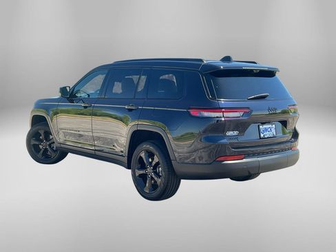 Used 2024 Jeep Grand Cherokee L Limited w/ Luxury Tech Group II AWD/4WD image 2