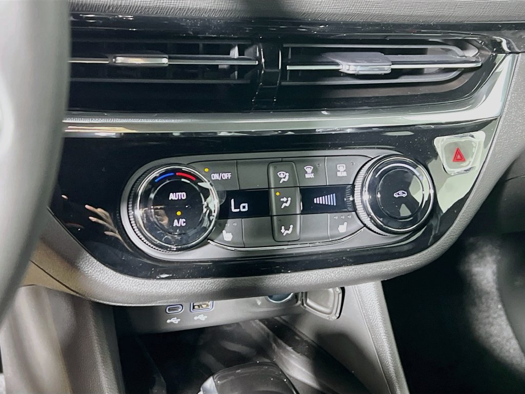 New 2026 Buick Envista Sport Touring w/ Convenience I Package FWD image 13