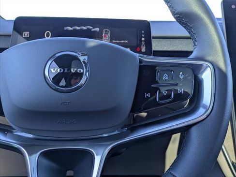 Used 2025 Volvo EX90 Ultra image 15