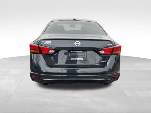 Used 2020 Nissan Altima 2.5 SV image 6