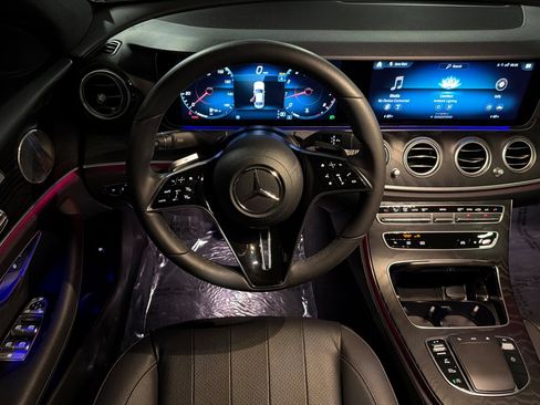 Used 2023 Mercedes-Benz E 350 Sedan image 13
