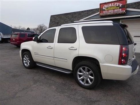 Used 2011 GMC Yukon Denali image 8